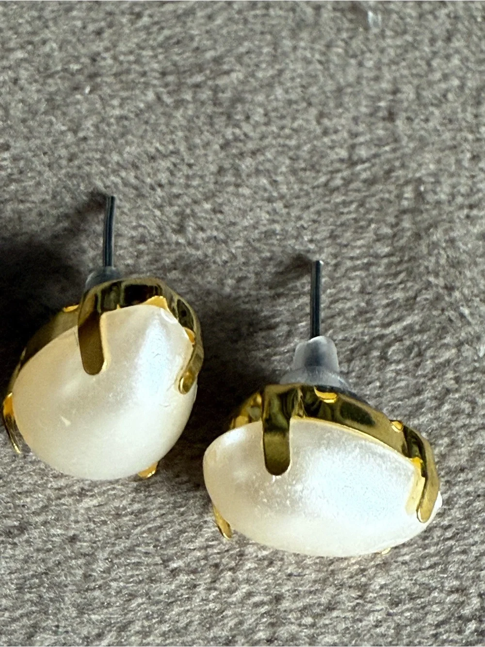 Elegant Gold-Set White Teardrop Stud Earrings